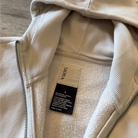 Vuori Men's Seaside Full Zip Salt Hoodie Size Medium - Picture 4 of 6